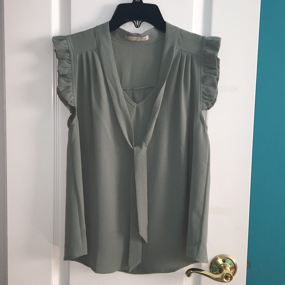 Sage Sleeveless Blouse *Worn Once*